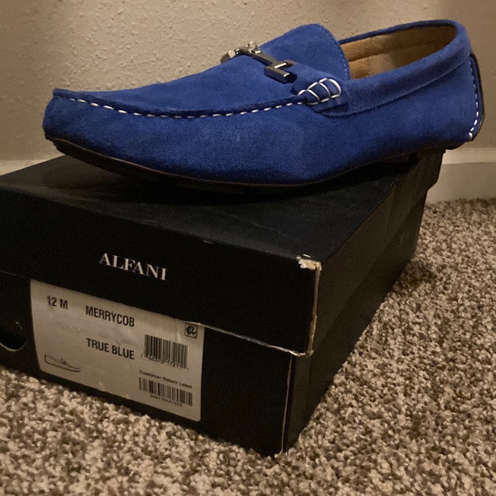 Alfani hushpuppies.. color blue.. size 12